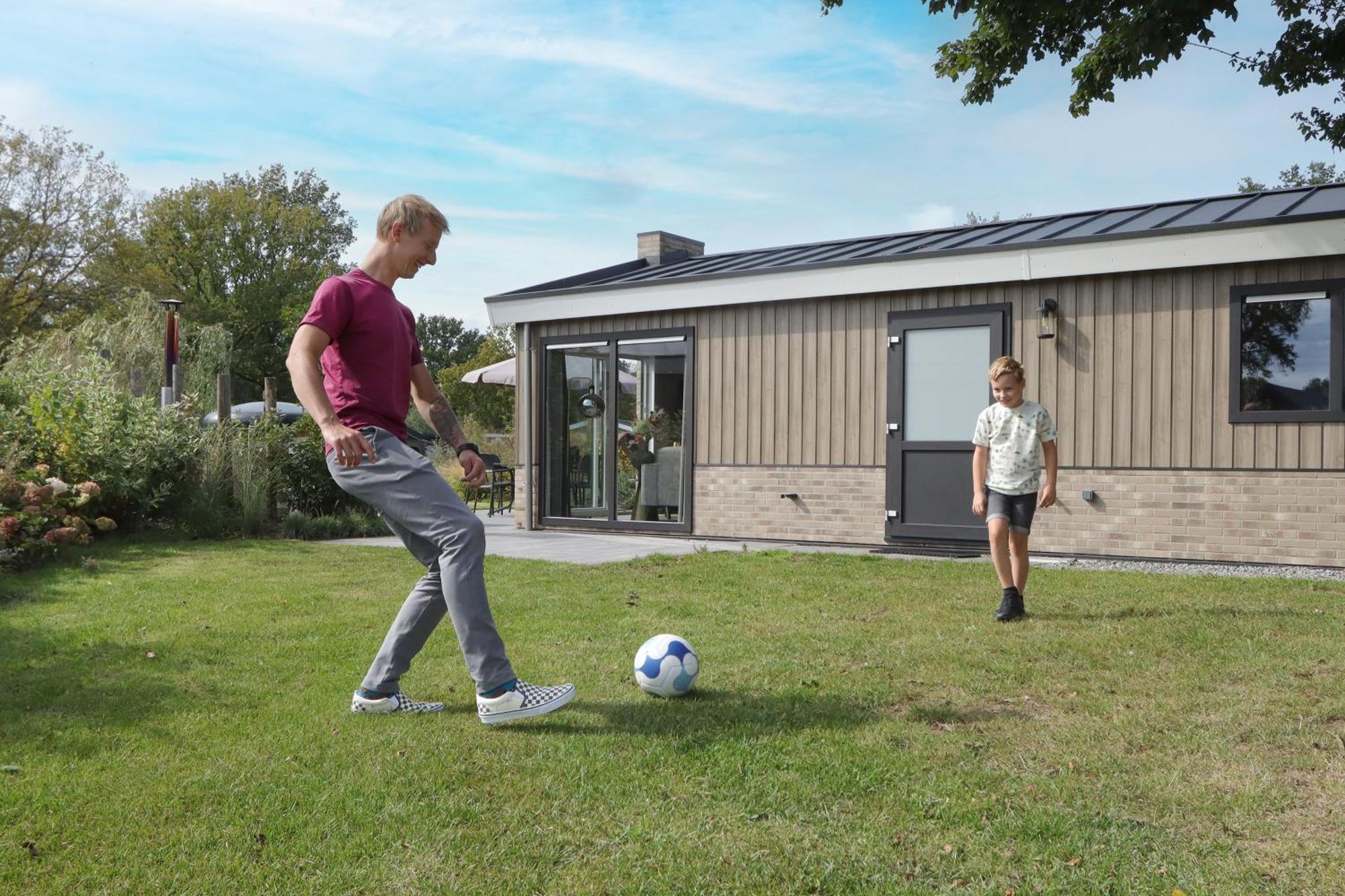 Wellness Chalet Veluwemeer Biddinghuizen Eksteriør billede
